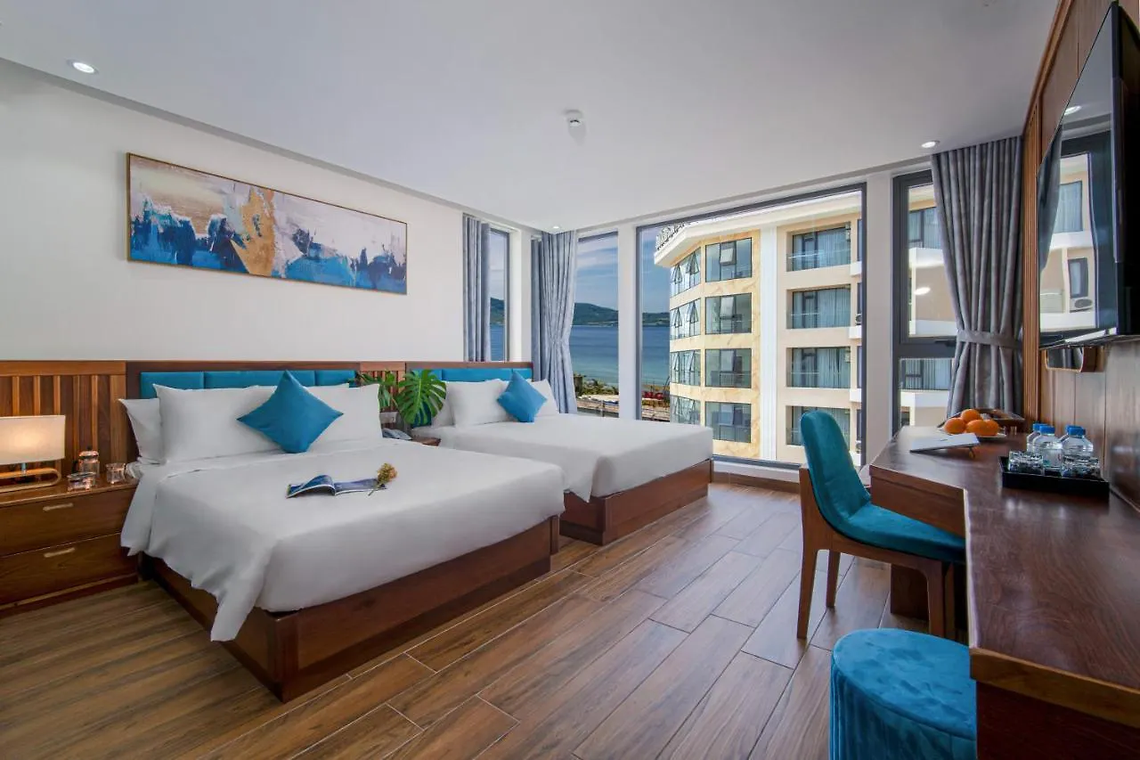Sea Wind Hotel By Thg Da Nang 3*,