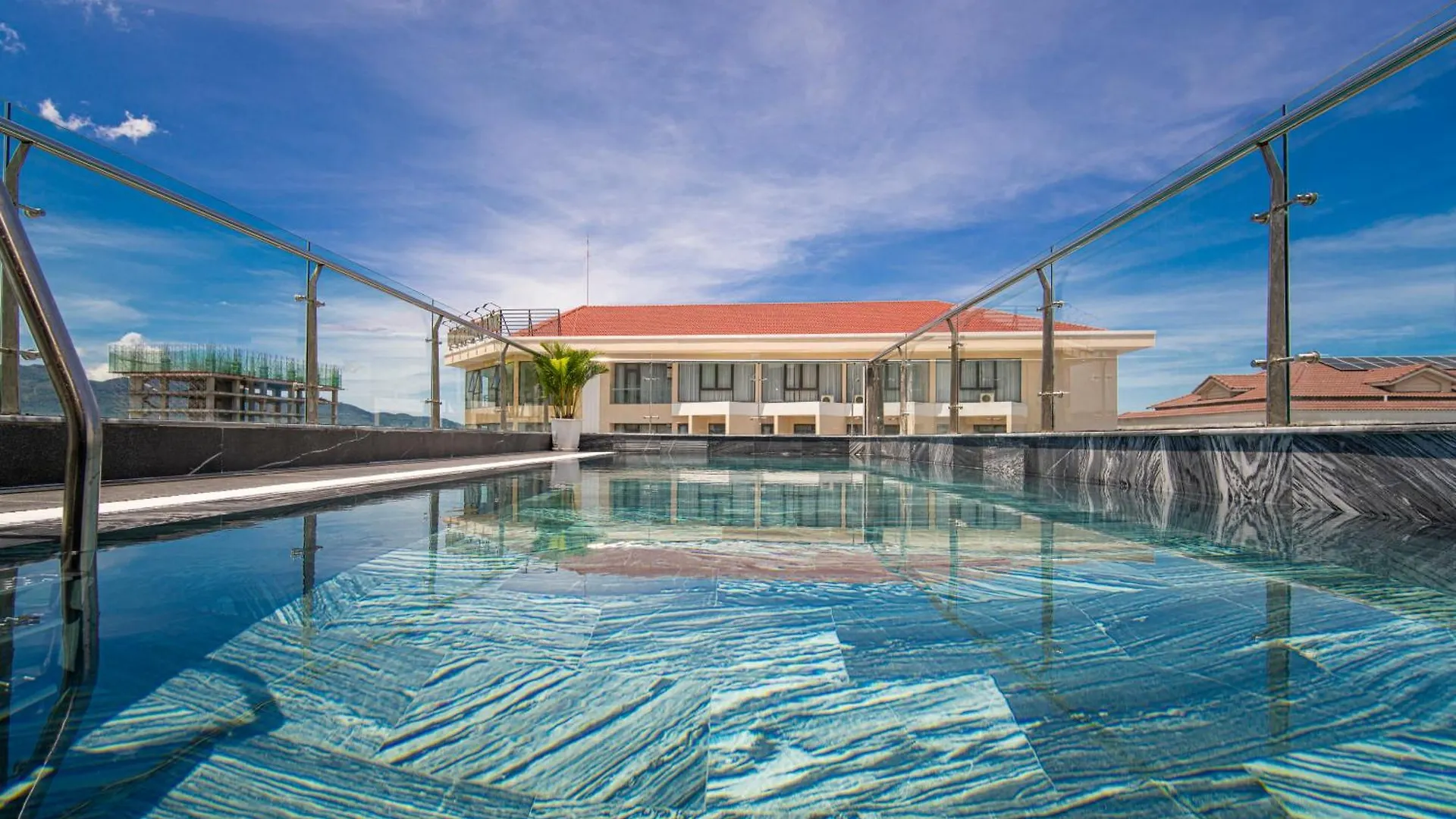 Sea Wind Hotel By Thg Da Nang 3*,  Vietnam
